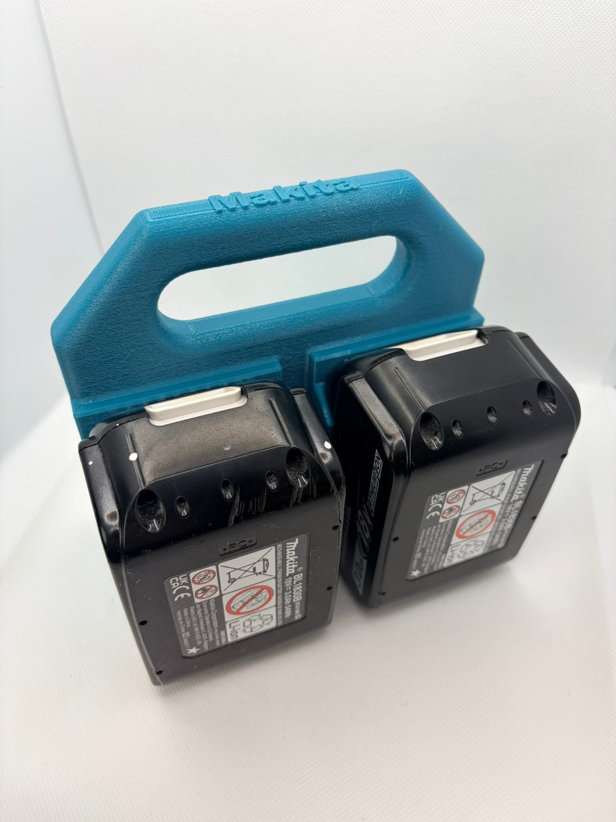 Makita Battery Caddy for 4x 18V Batteries