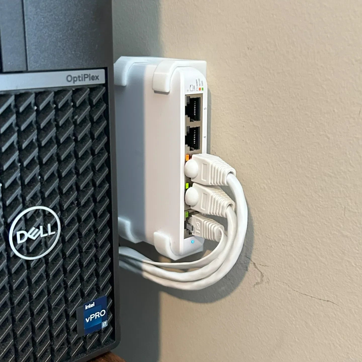 Ubiquiti Unifi USW Flex Mini Wall Mount