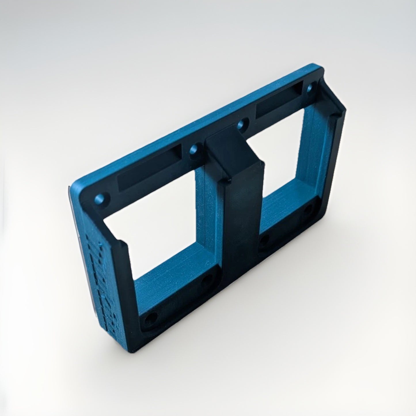 Makita 18v LXT Battery Wall Mount for 2 batteries