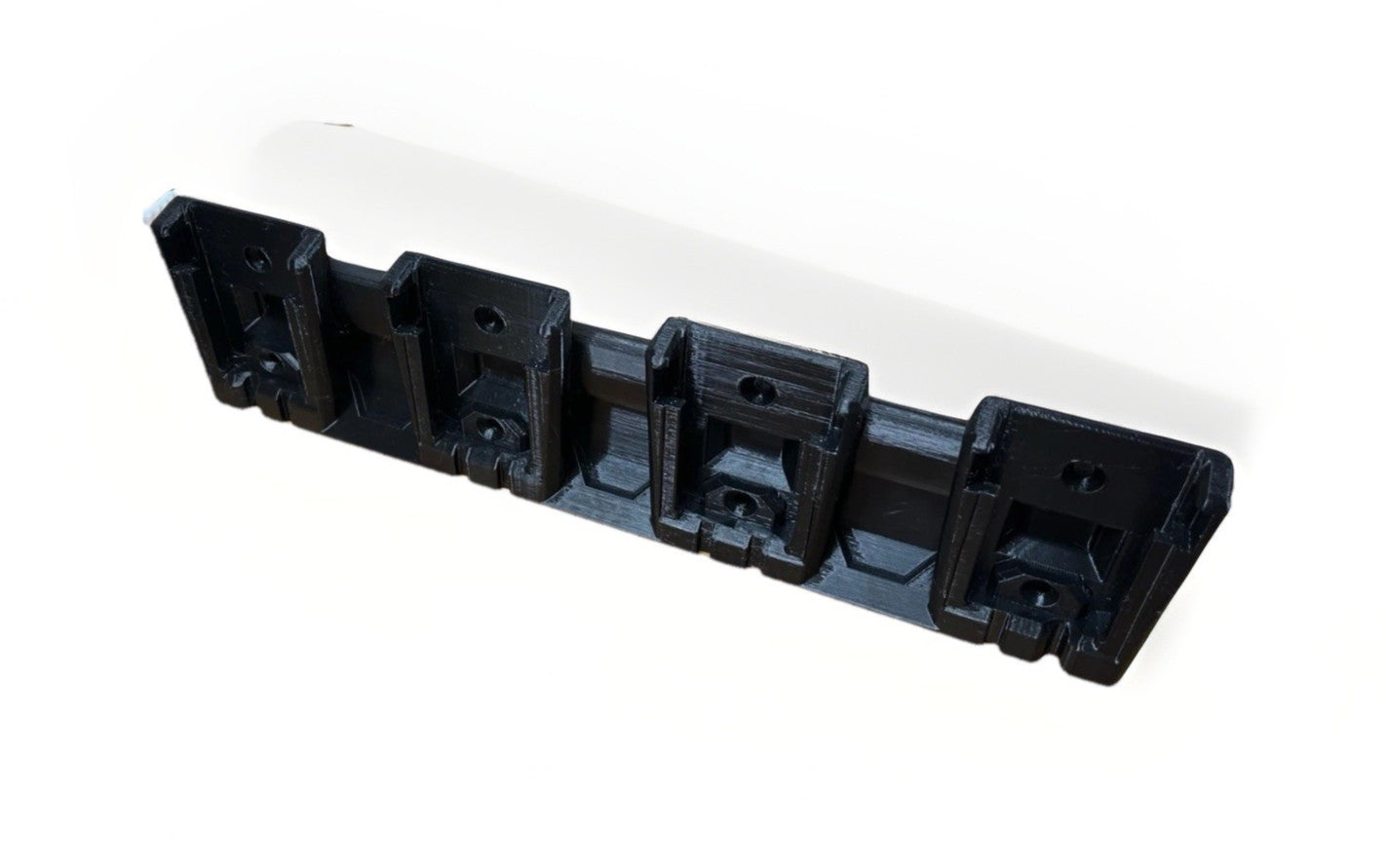 MILWAUKEE 18V M18 Fuel 4-battery Wall Mount