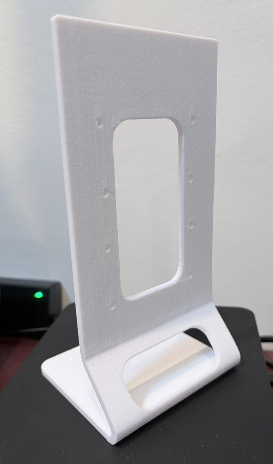 Ubiquiti UniFi AC U6 In-Wall IW Desk Stand