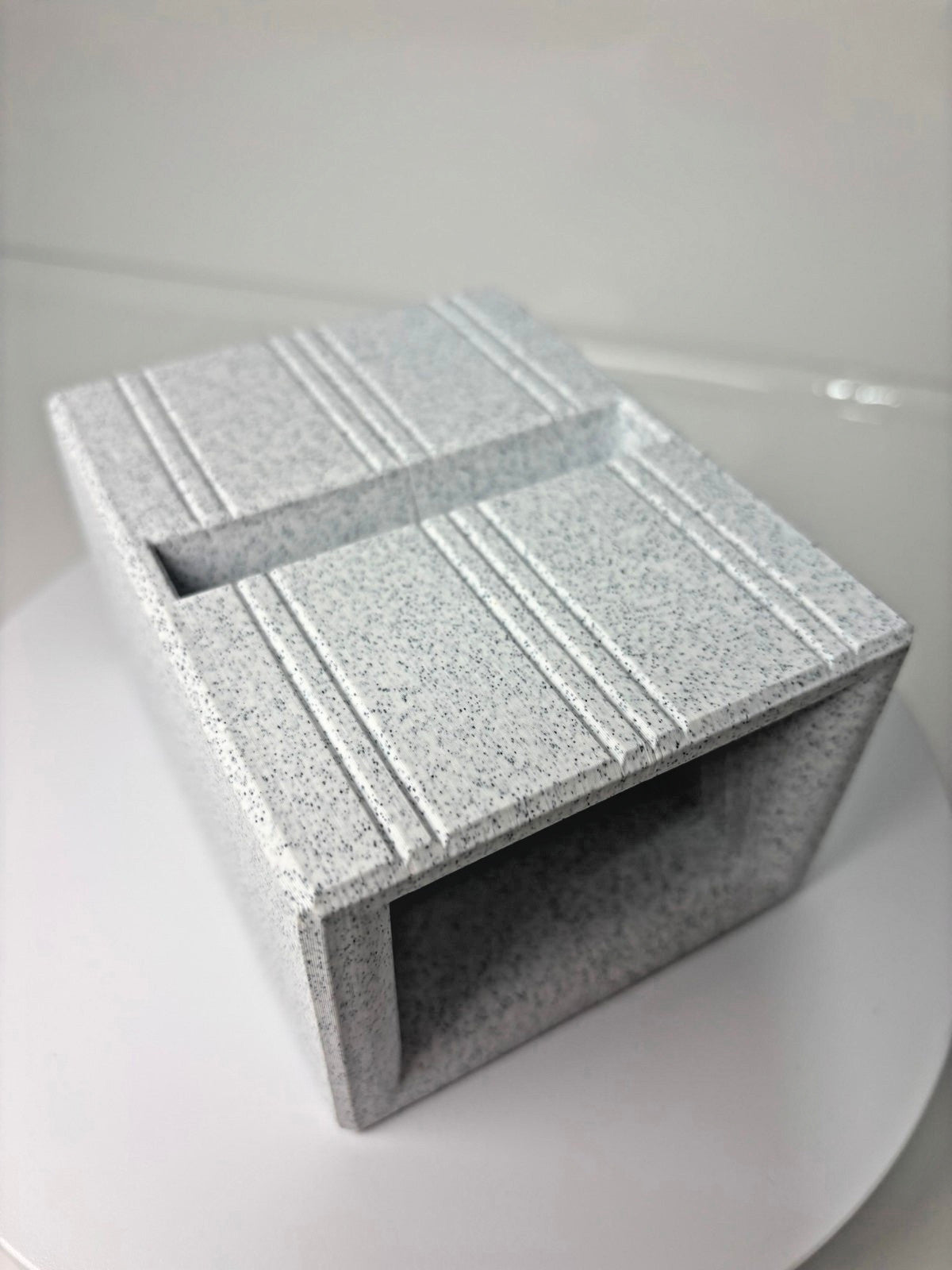 Passive Acoustic Phone Speaker / Amplifier / Sound Booster