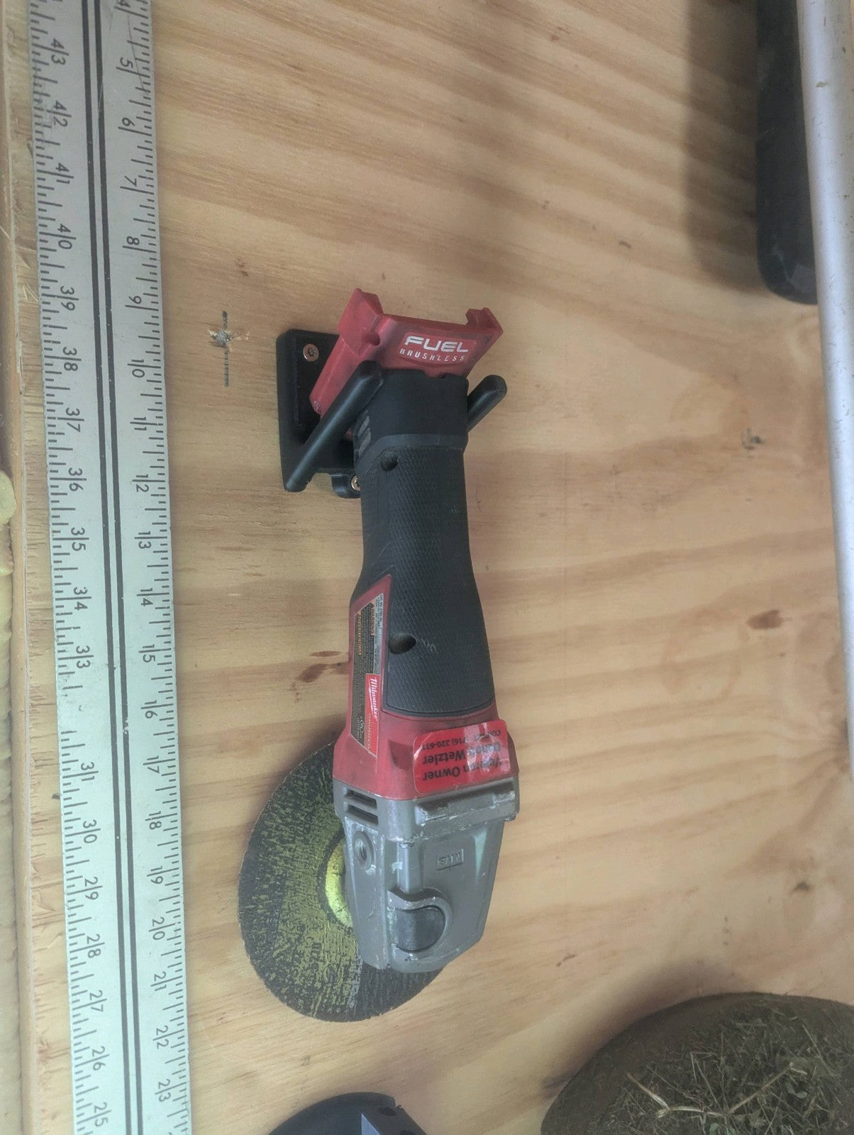Milwaukee M18 Grinder Holder / Wall Mount