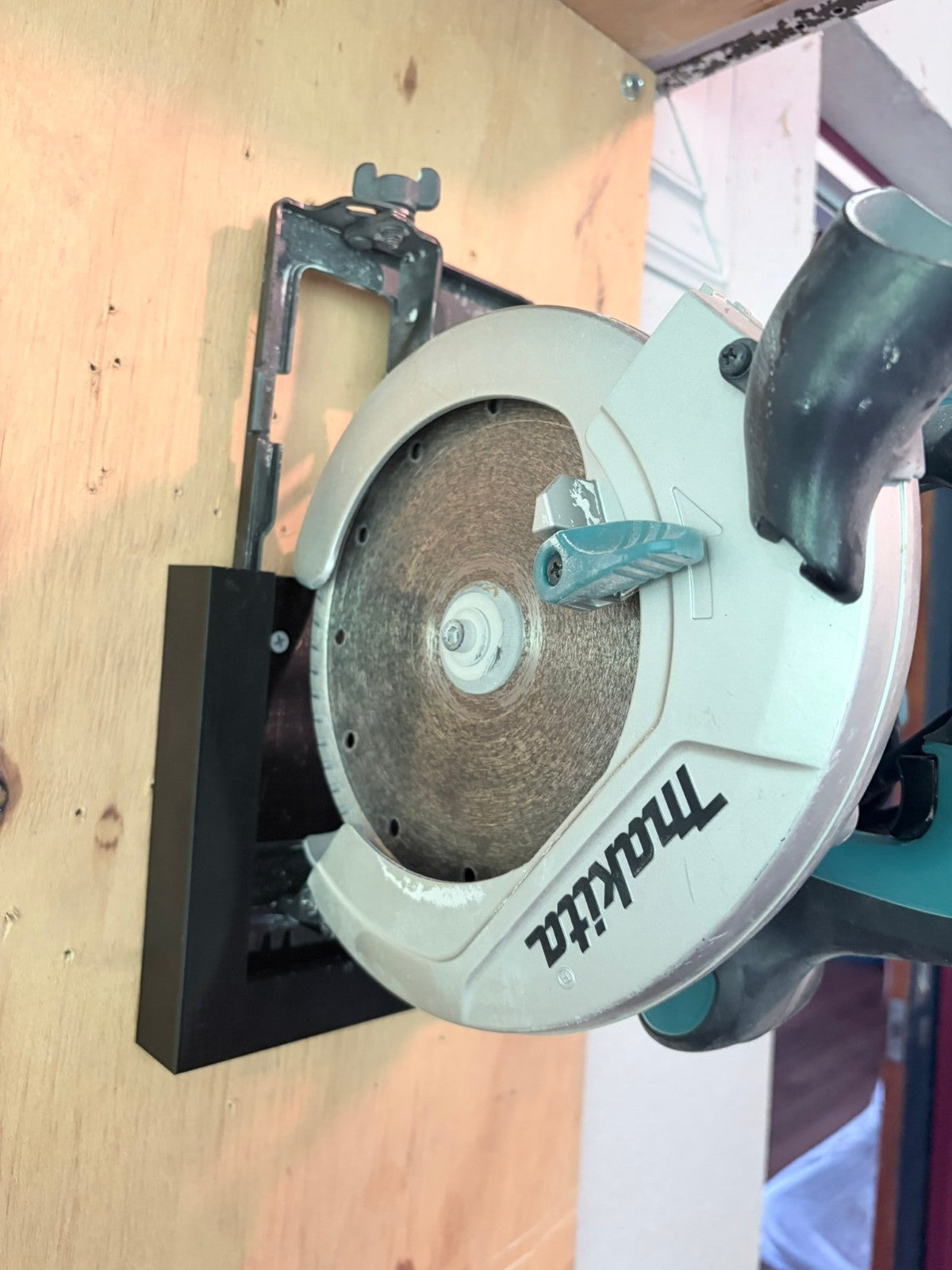 Circular Saw Wall Mount Holder Ryobi Makita DeWalt Milwaukee BOSCH - AUS MADE