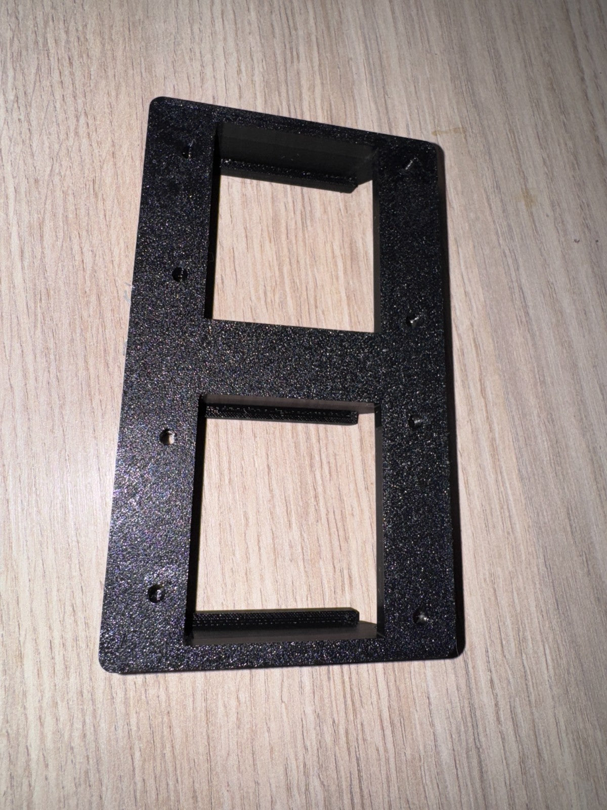 Makita 18v LXT Battery Wall Mount for 2 batteries