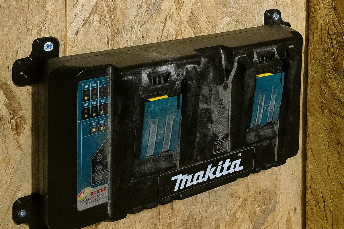Makita DC18SD Wall Mount Battery Charger Holder Black / Blue FREE POST! AUS MADE