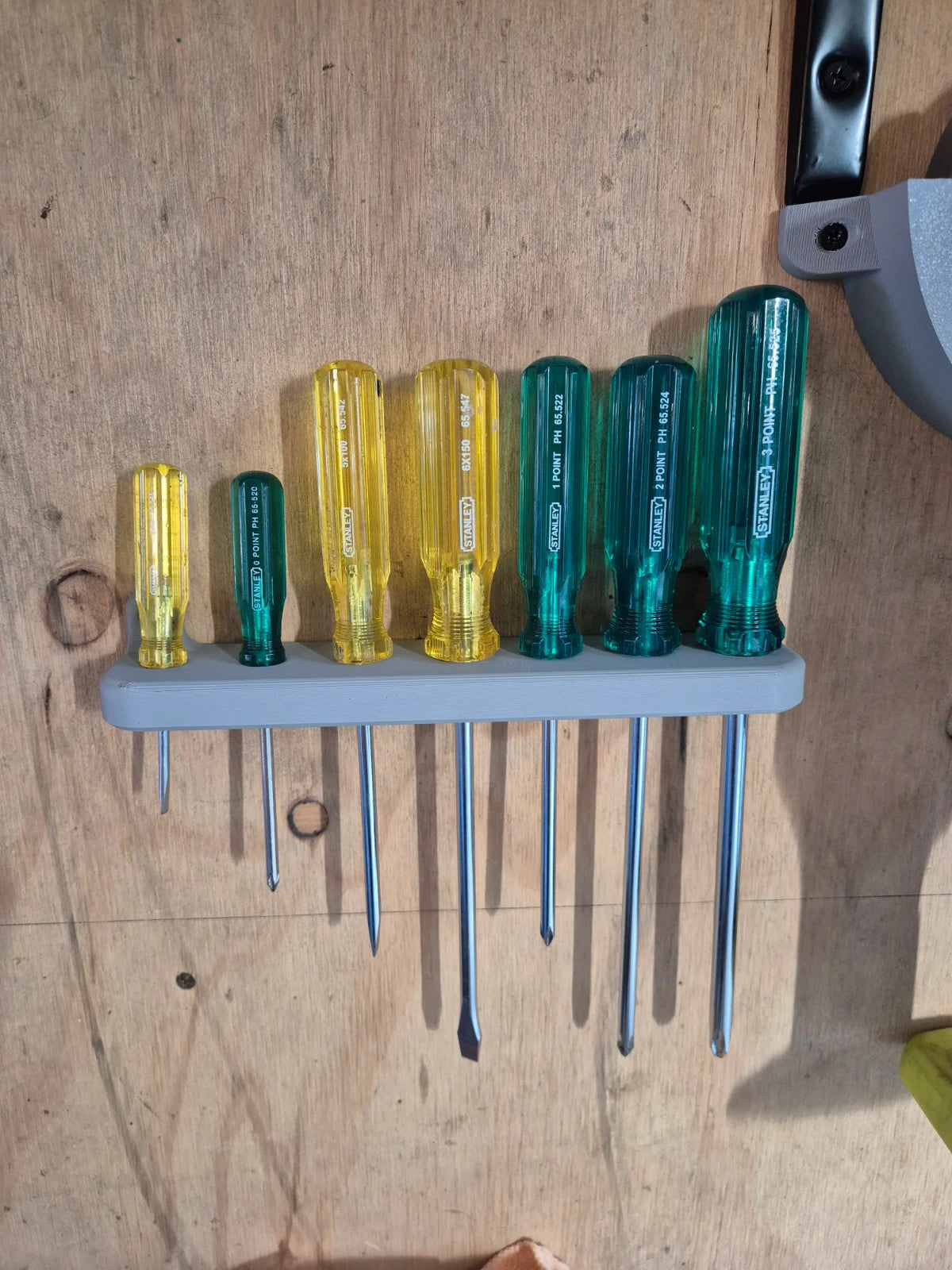 2x Screwdriver Organiser Holder Wall / Shelf Mount Rack