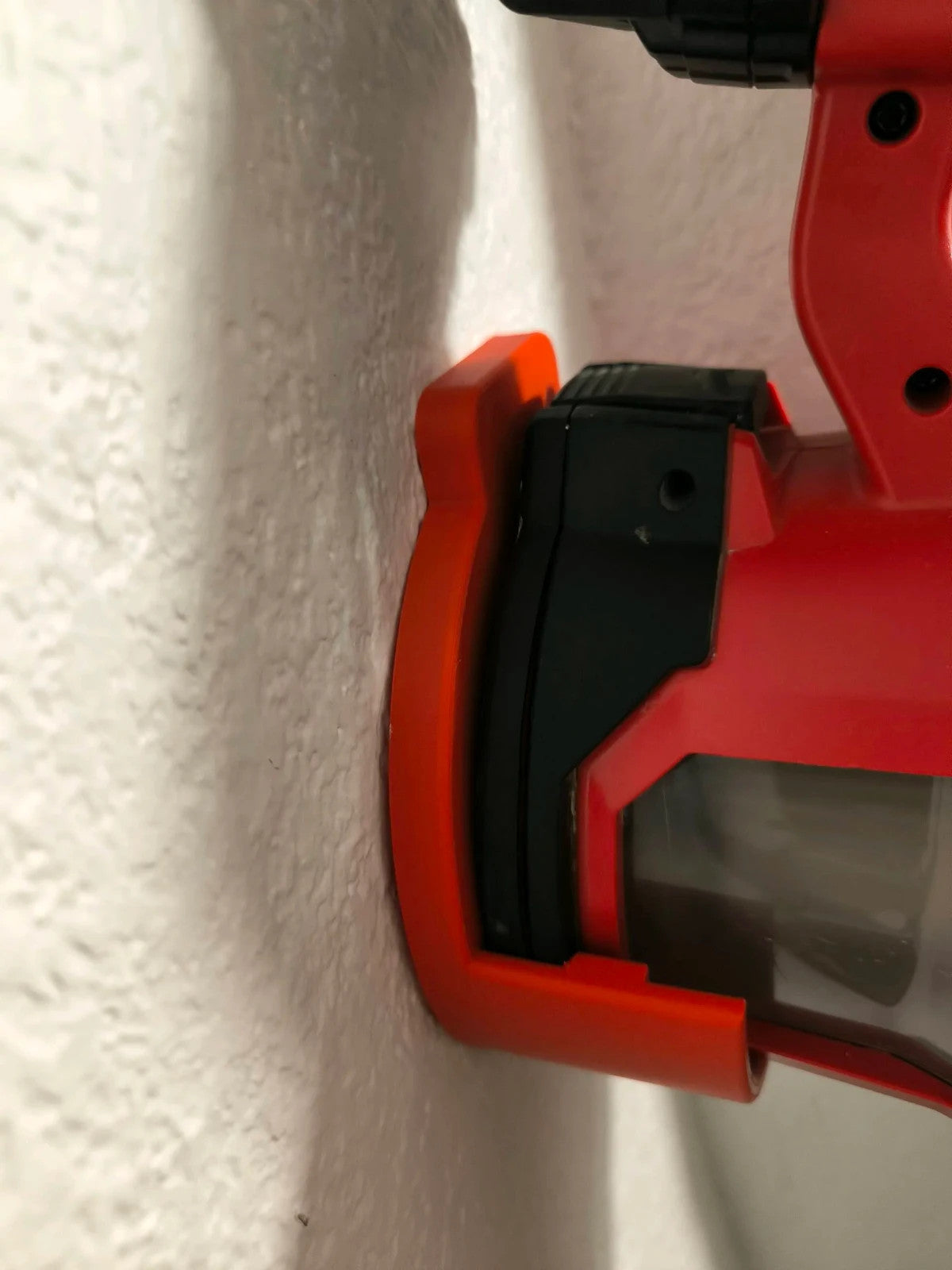 Vacuum Wall Mount for Milwaukee M18 Vac - High Strenght Compact Holder