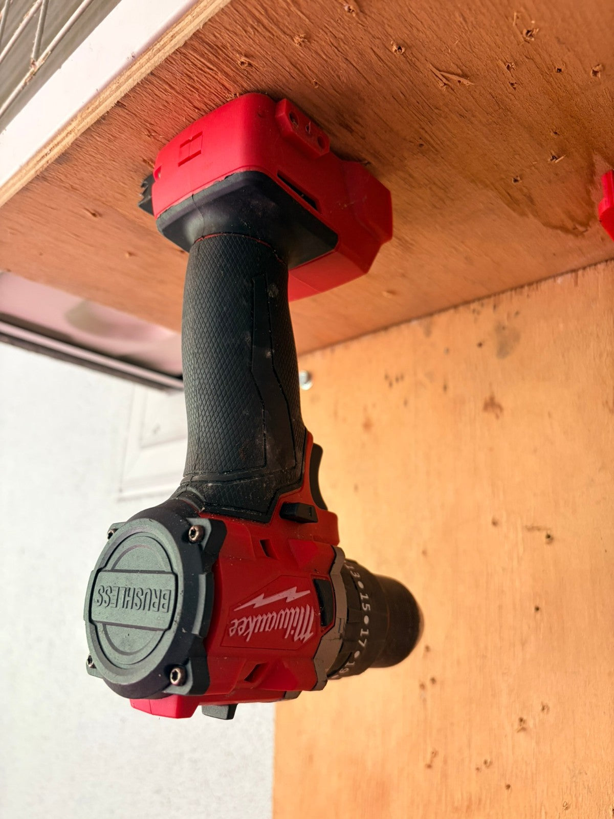 Milwaukee 18V M18 5x TOOL & 5x BATTERY Pack Holder Bracket Wall Mount Storage