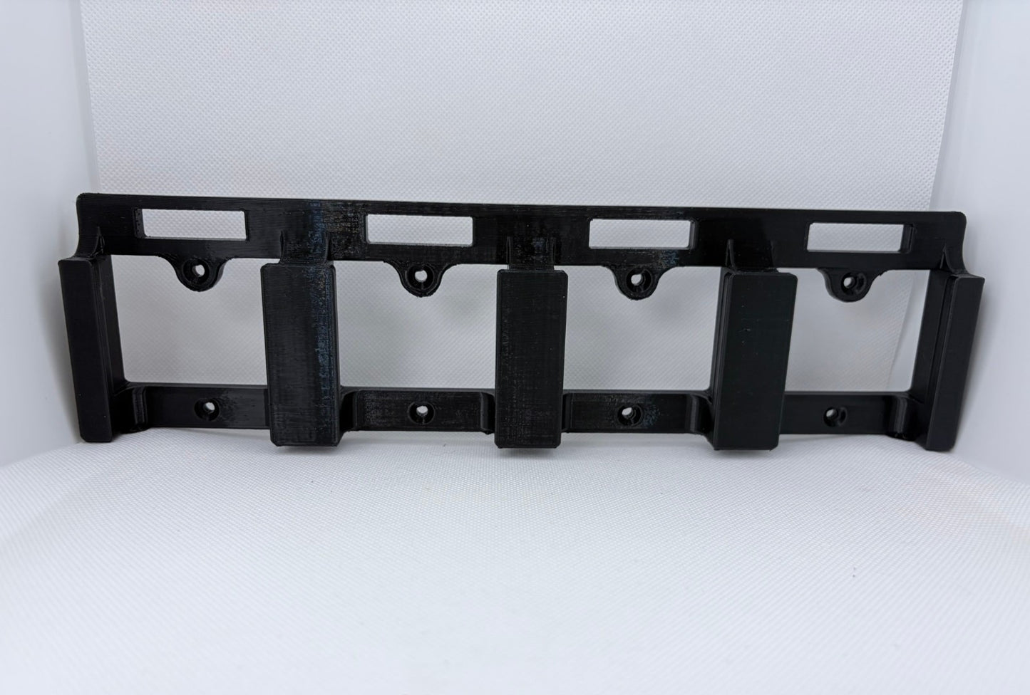 Makita 18V Battery Holder Wall Mount - 1/2/3/4 Batteries
