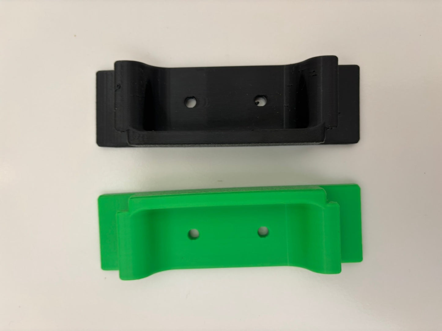 2x EGO 56V Battery wall mount