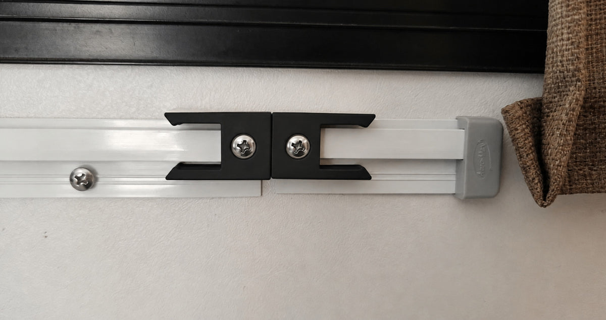 Avan Caravan Window Curtain Clips | High Strenght Tracks Hooks Black