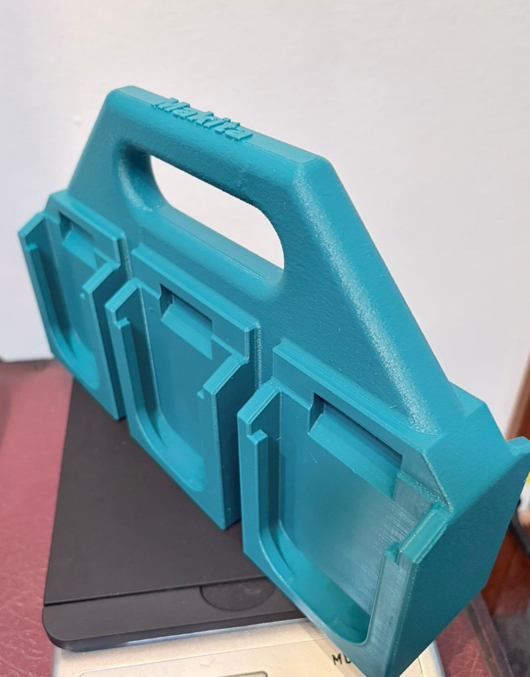 Makita 18V LXT Battery Holder Caddy Carrier Locking/Click-in for 6 Batteries