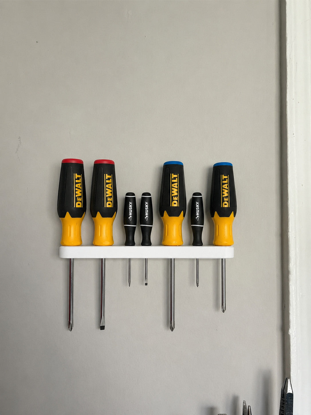 2x Screwdriver Organiser Holder Wall / Shelf Mount Rack