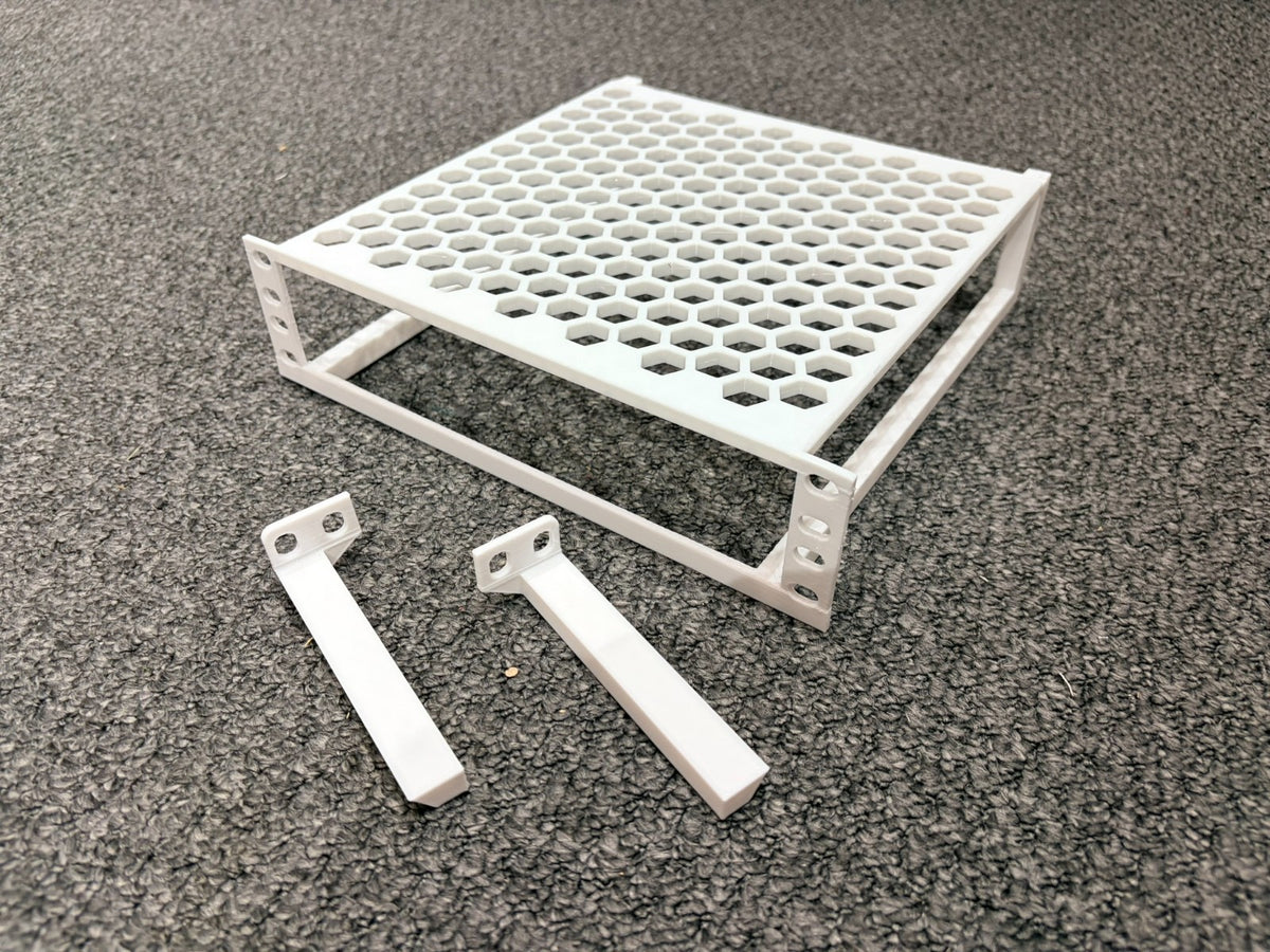 Ubiquiti UNVR Instant 10" Rack Mount 1.5/2U