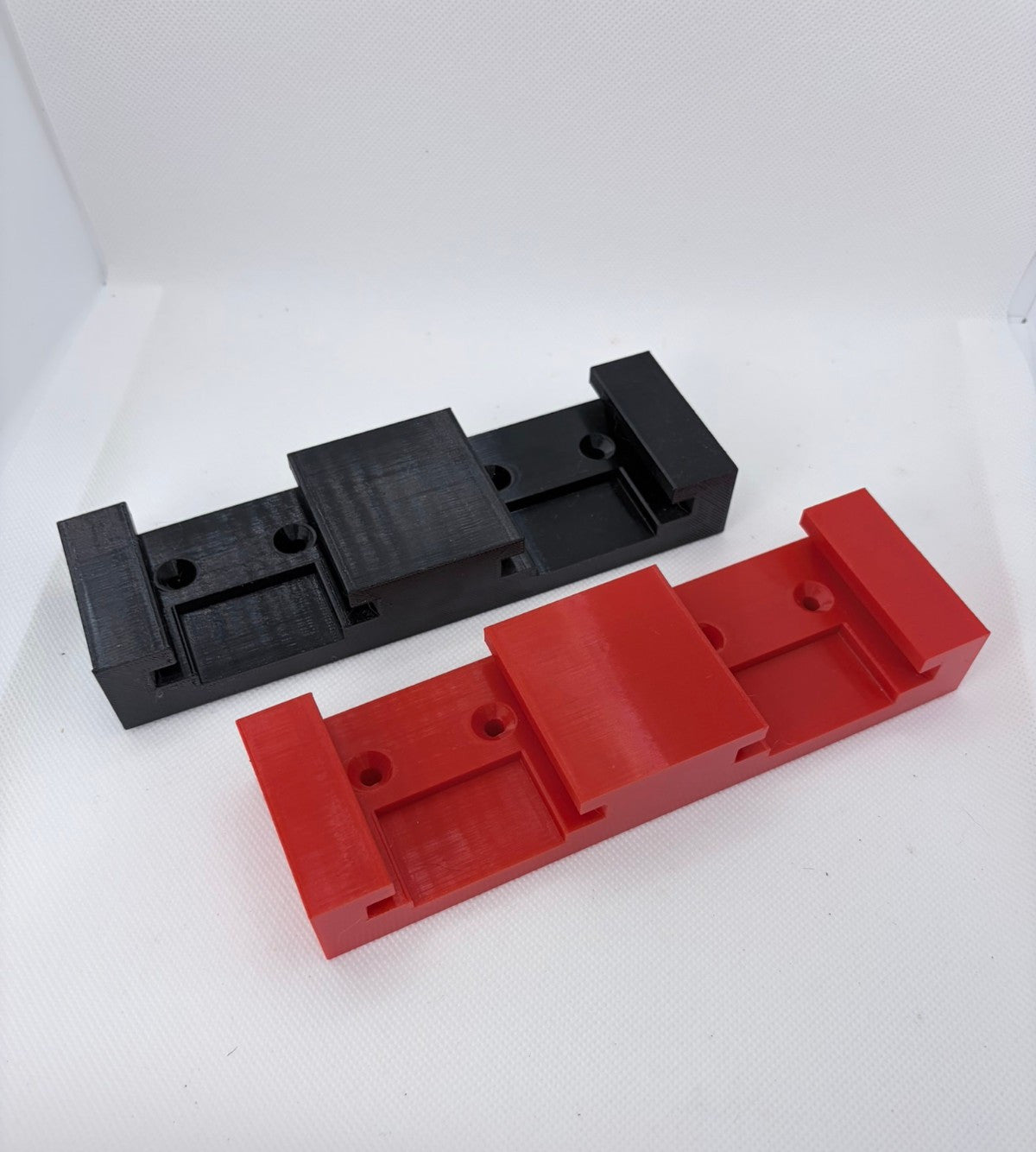 SNAP-ON 18v Battery Holder / Wall Mount