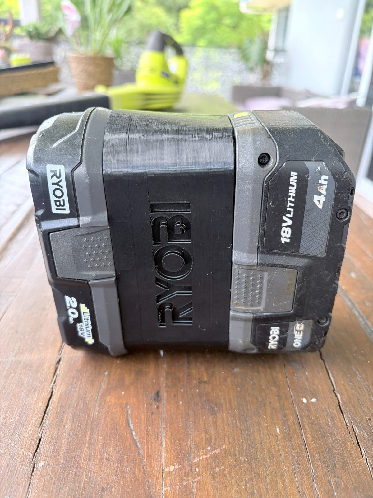 Dual Stack Ryobi 18V BATTERY STACKER Click-in Holder Batteries Protector