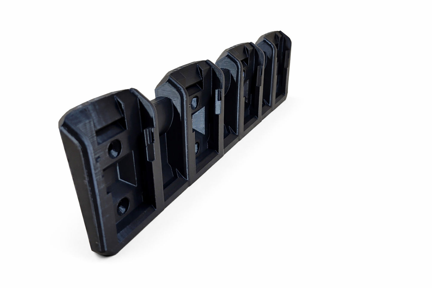 DeWALT 18V 4-battery Holder / Wall Mount