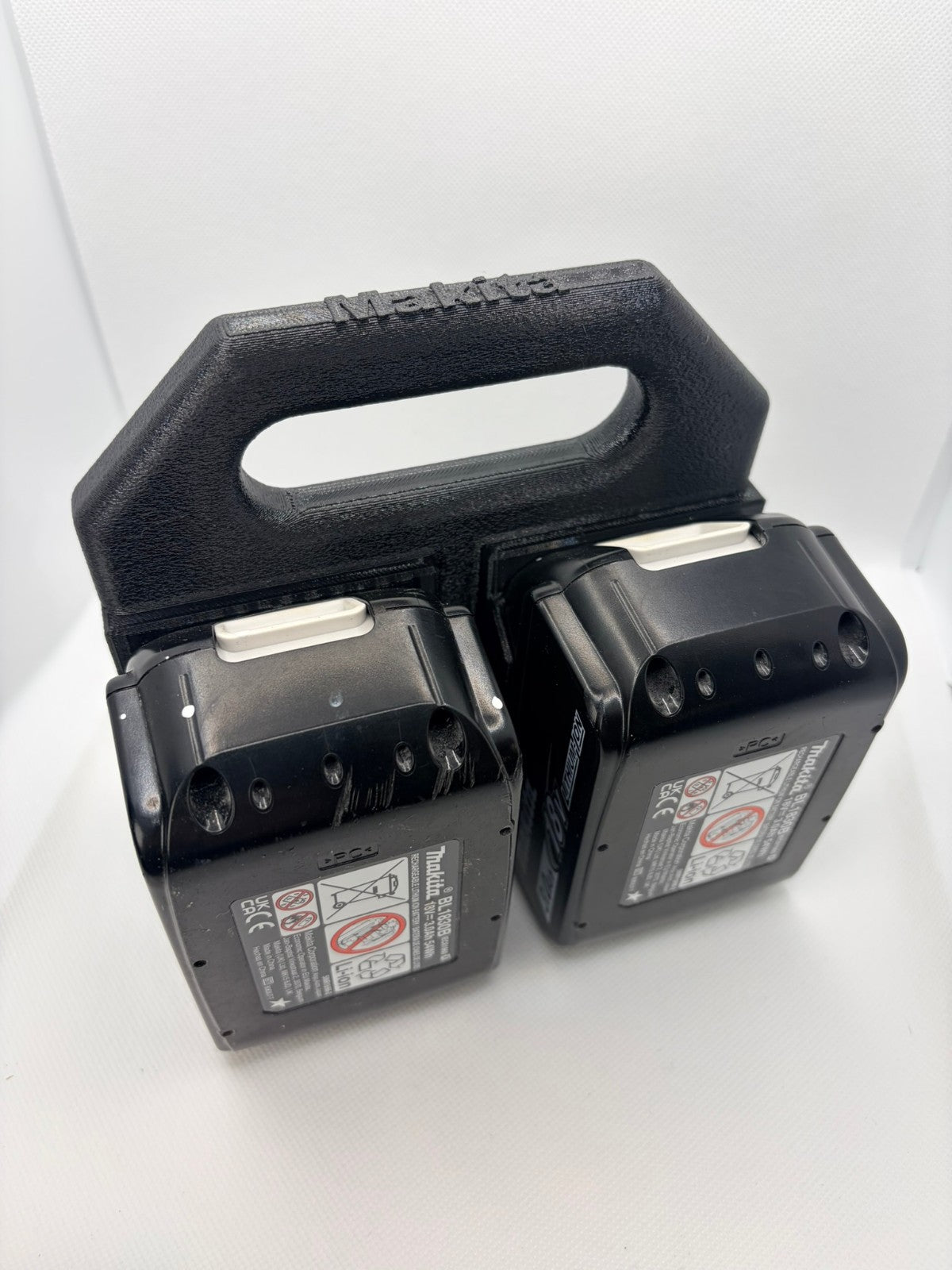 Makita Battery Caddy for 4x 18V Batteries