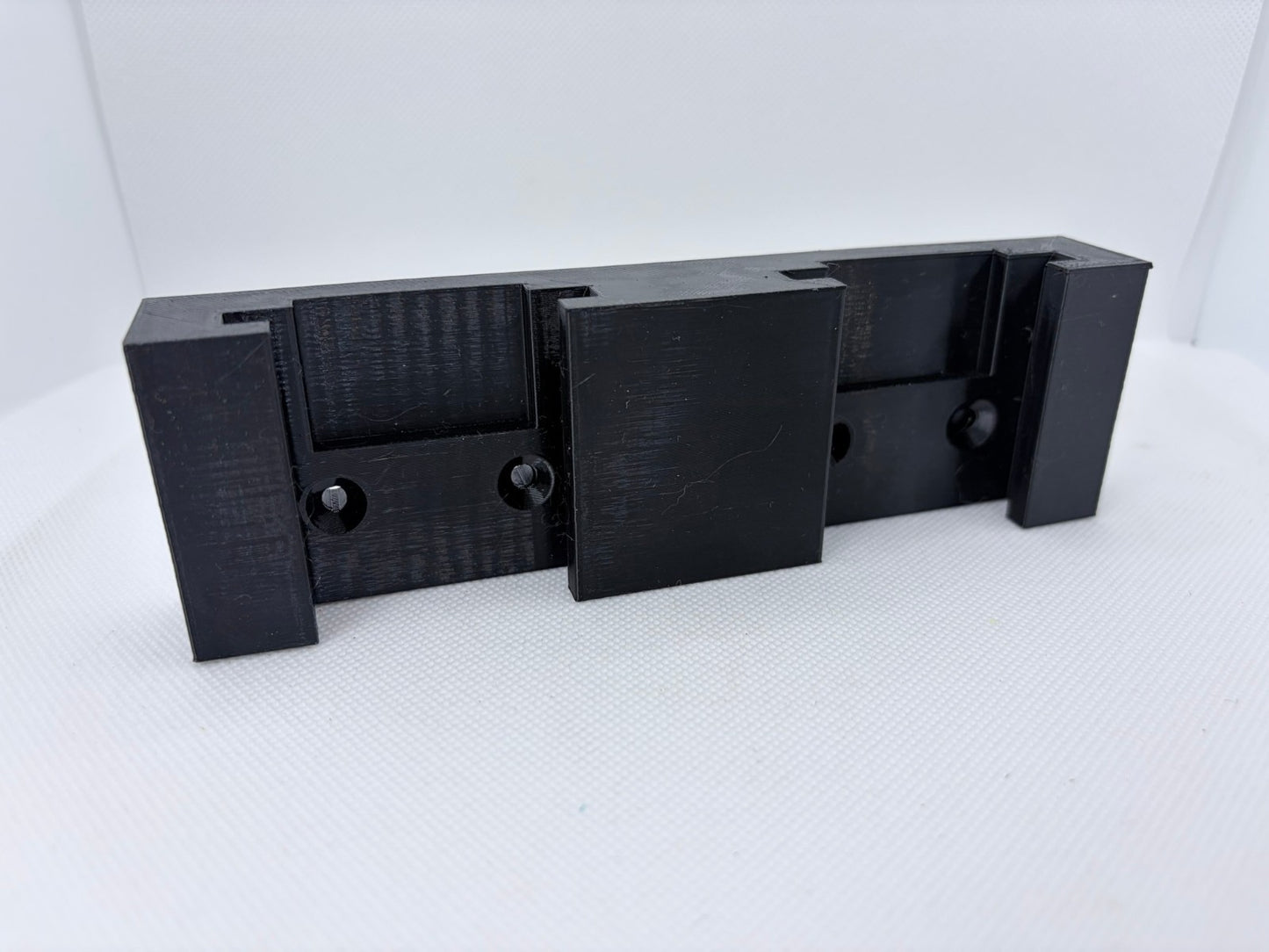 SNAP-ON 18v Battery Holder / Wall Mount