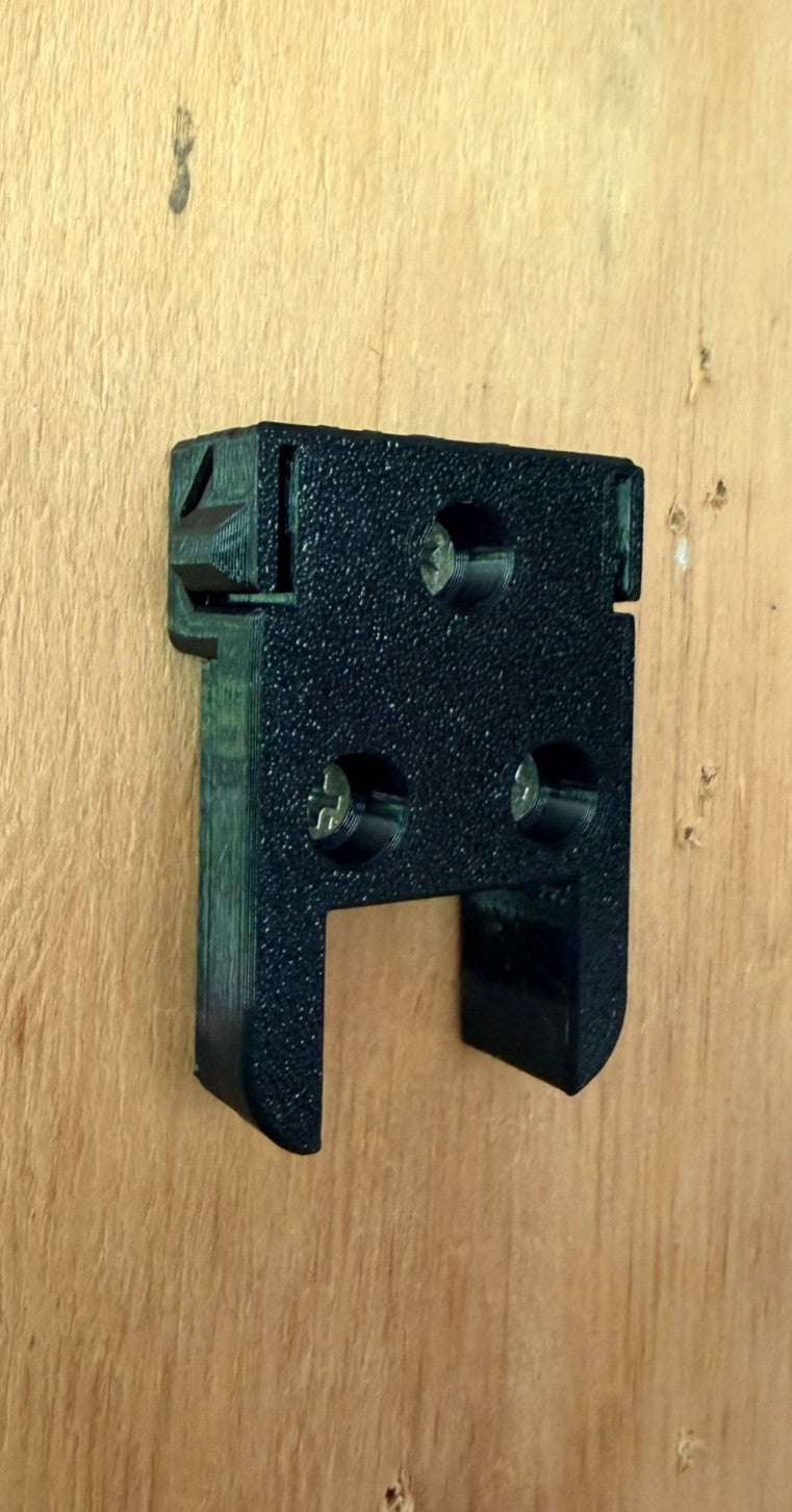 10x Milwaukee M18 18V LOCKING TOOL Holder Wall Mount