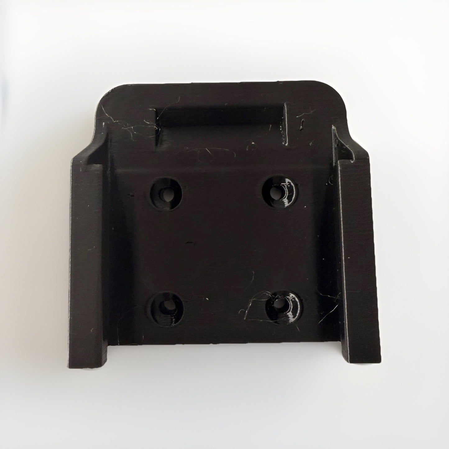 1/5 Pack Makita 18V Battery Wall Mount