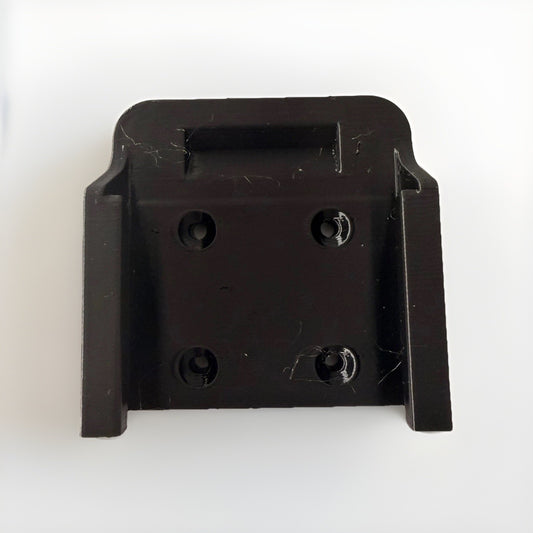 1/5 Pack Makita 18V Battery Wall Mount
