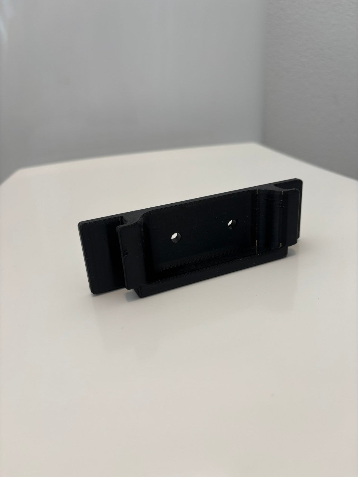 2x EGO 56V Battery wall mount