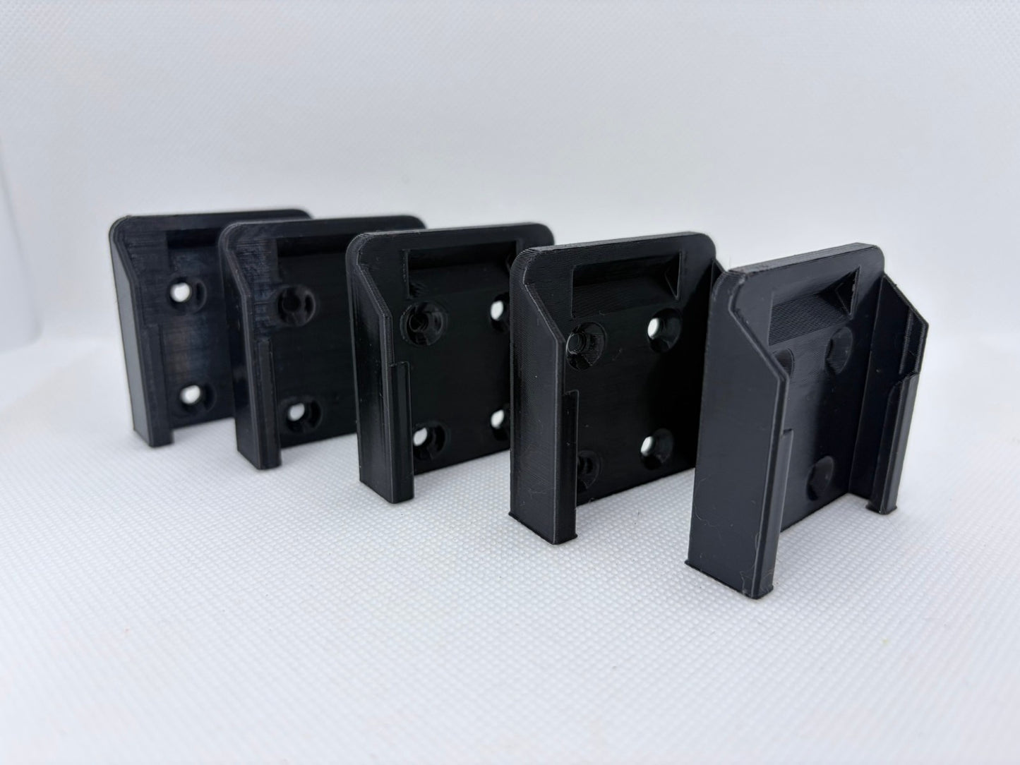 Makita 12V Battery Wall Mount
